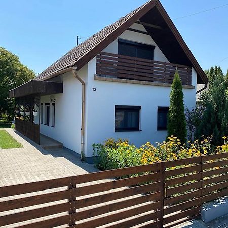 Marica Apartman Balatonfenyves Esterno foto