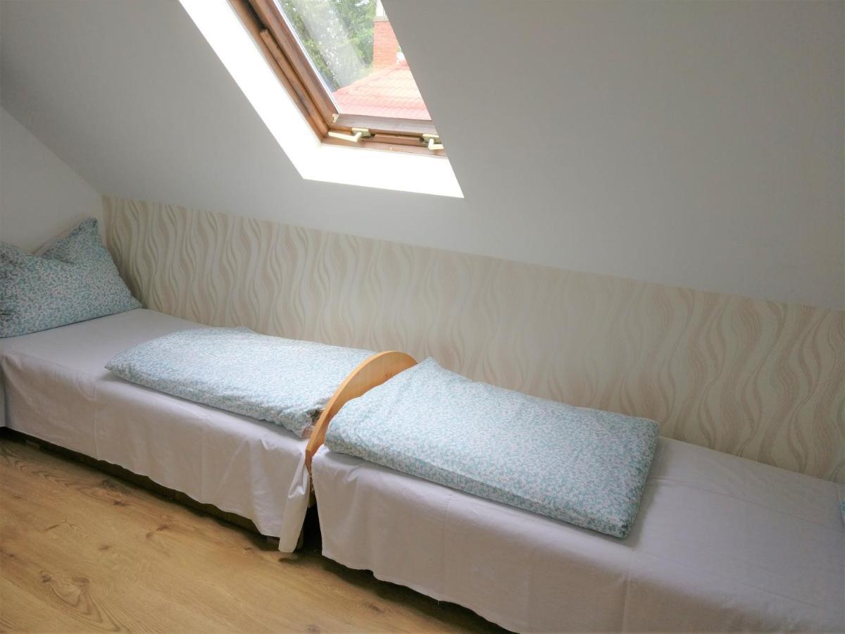 Marica Apartman Balatonfenyves Esterno foto