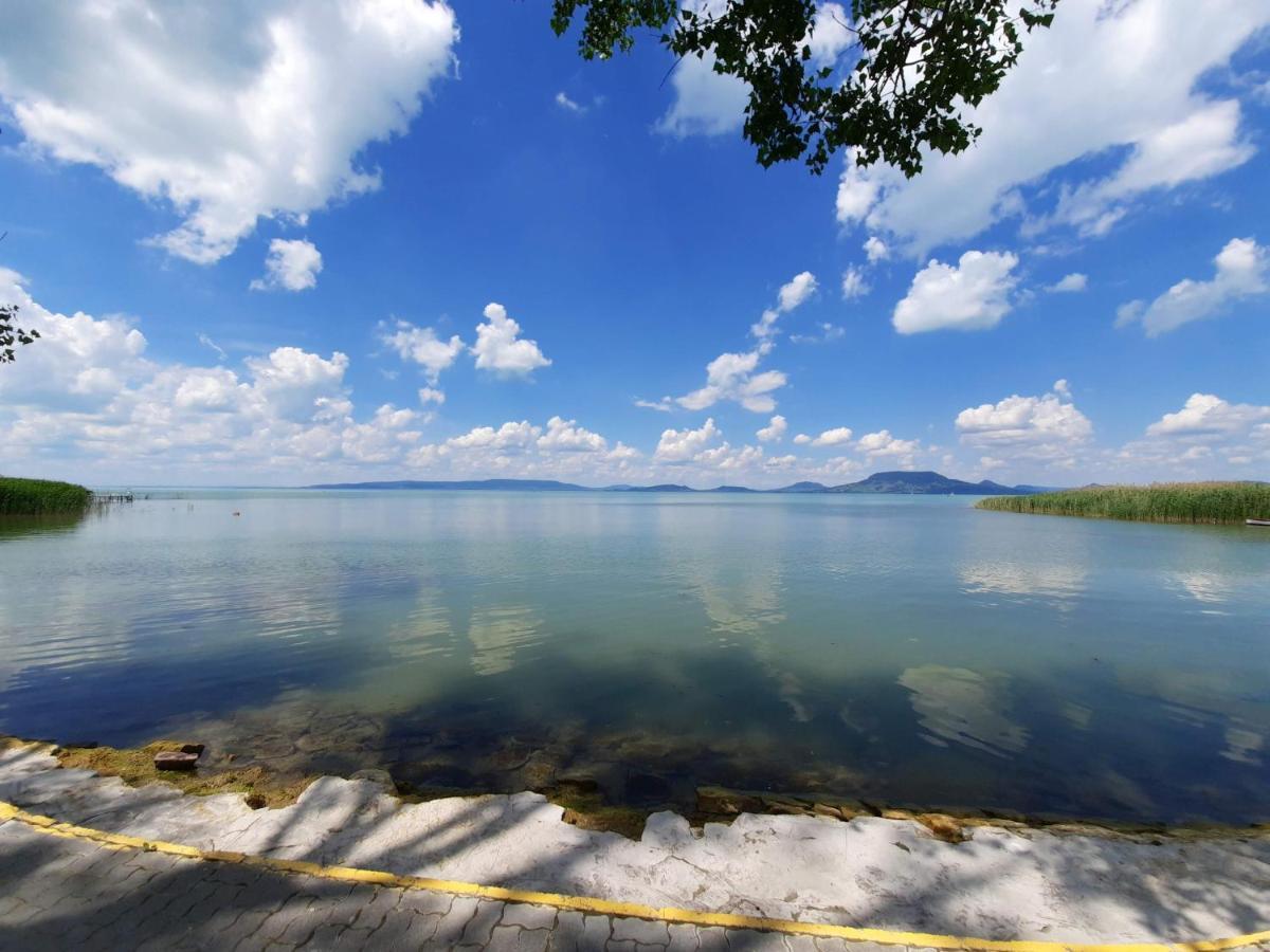 Marica Apartman Balatonfenyves Esterno foto